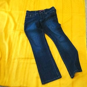 GloriaVanderbilt 10 bluejean 5 pocket straight cut